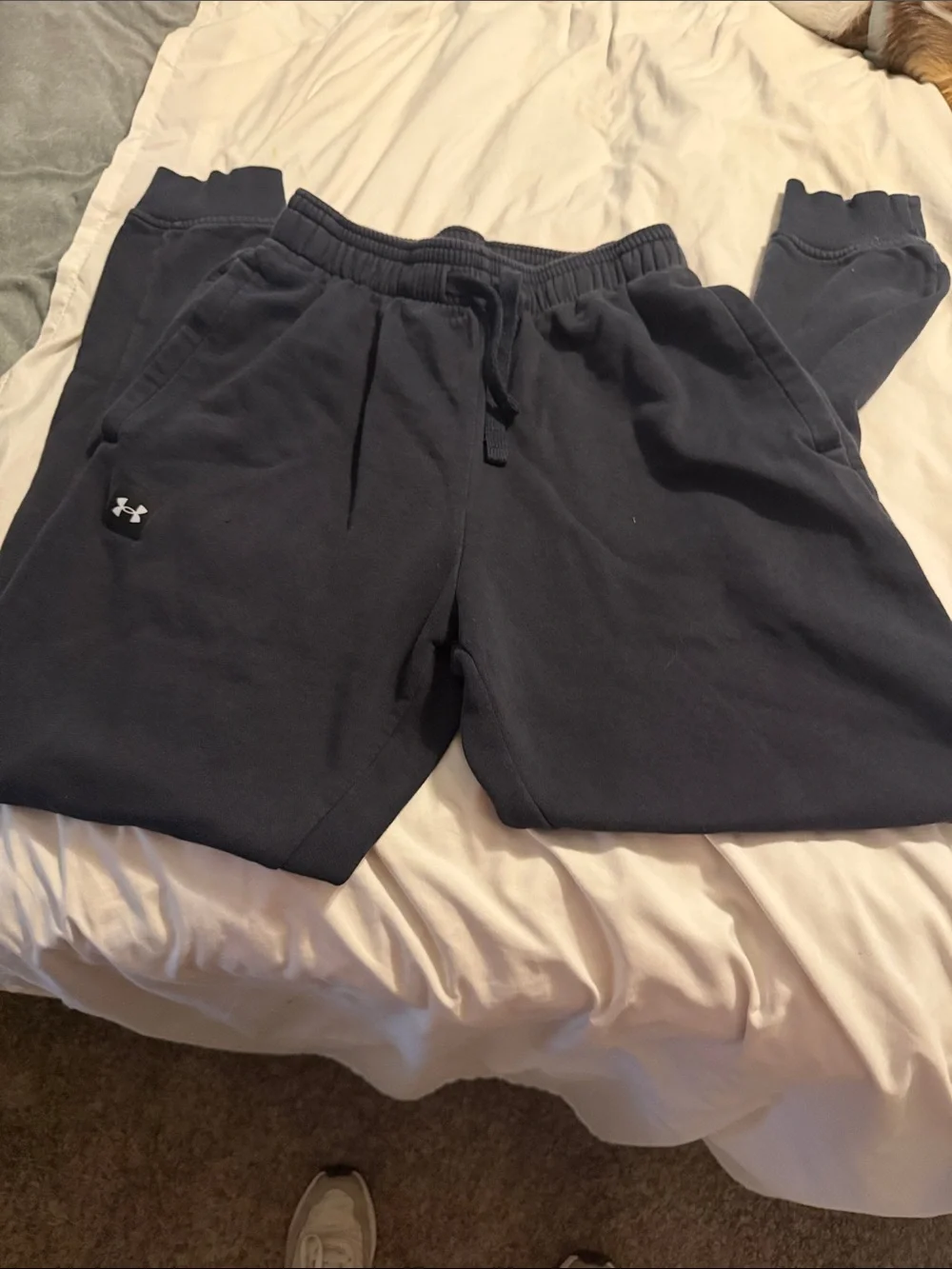 Under Armour Men's Dark Black Jogger Sweatpants